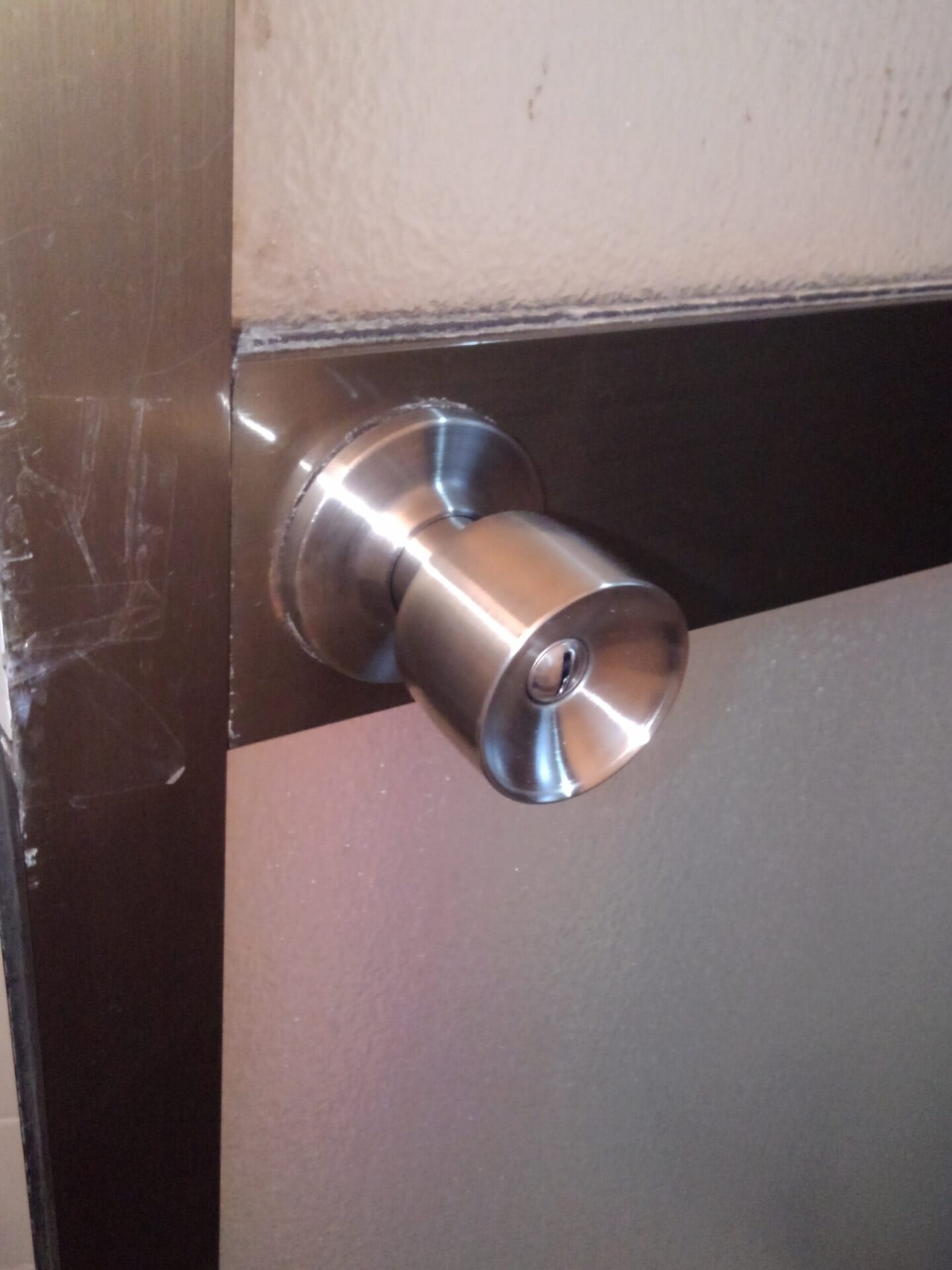 bathroom knob replacement